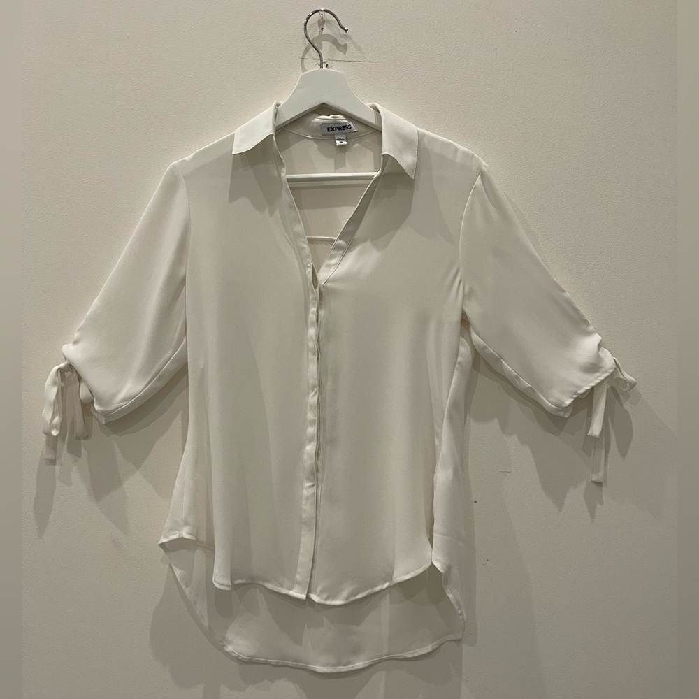 White XS professional mid sleeve blouse from Express
